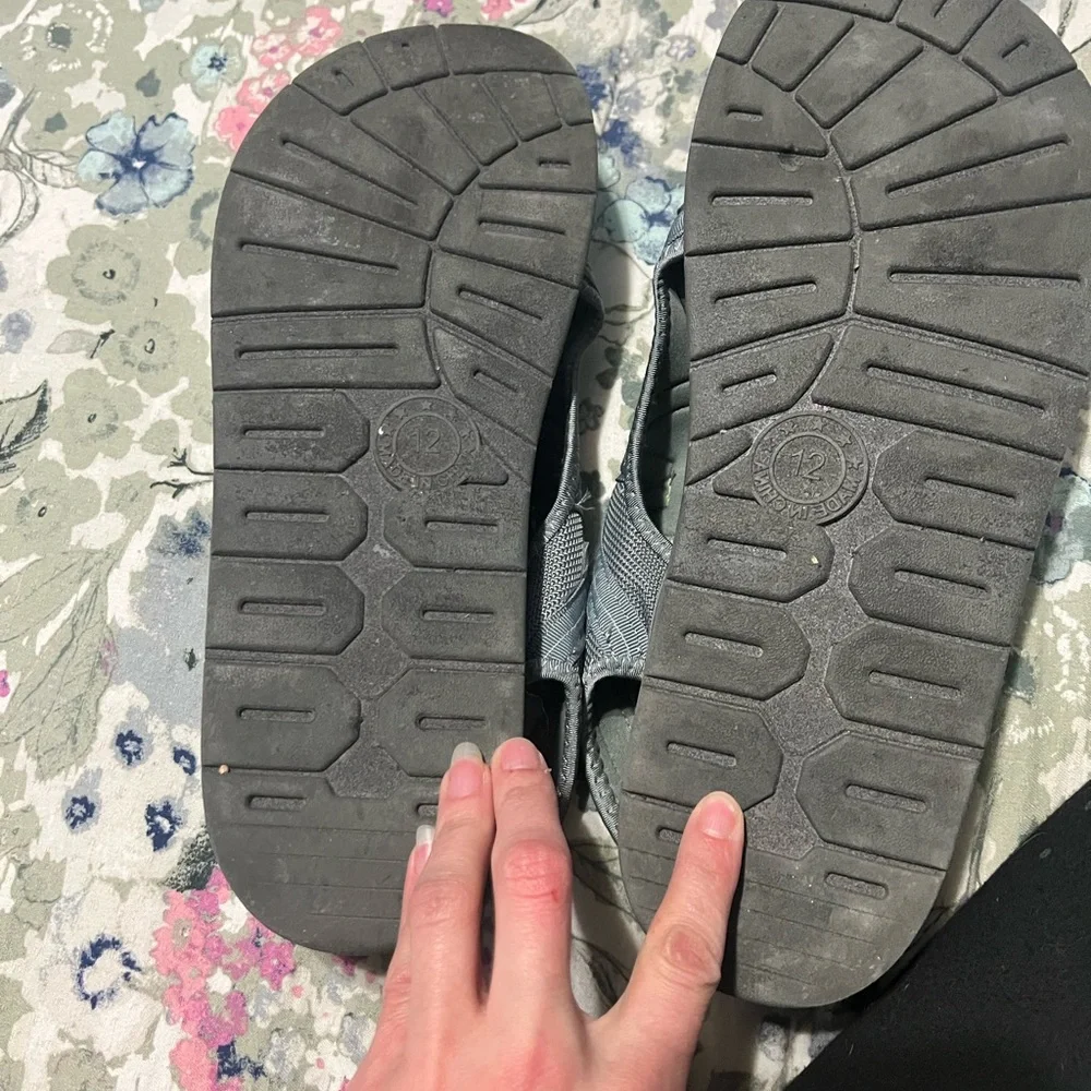 Echo men’s sandals size 12